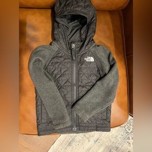 North Face kids jacket size 3T